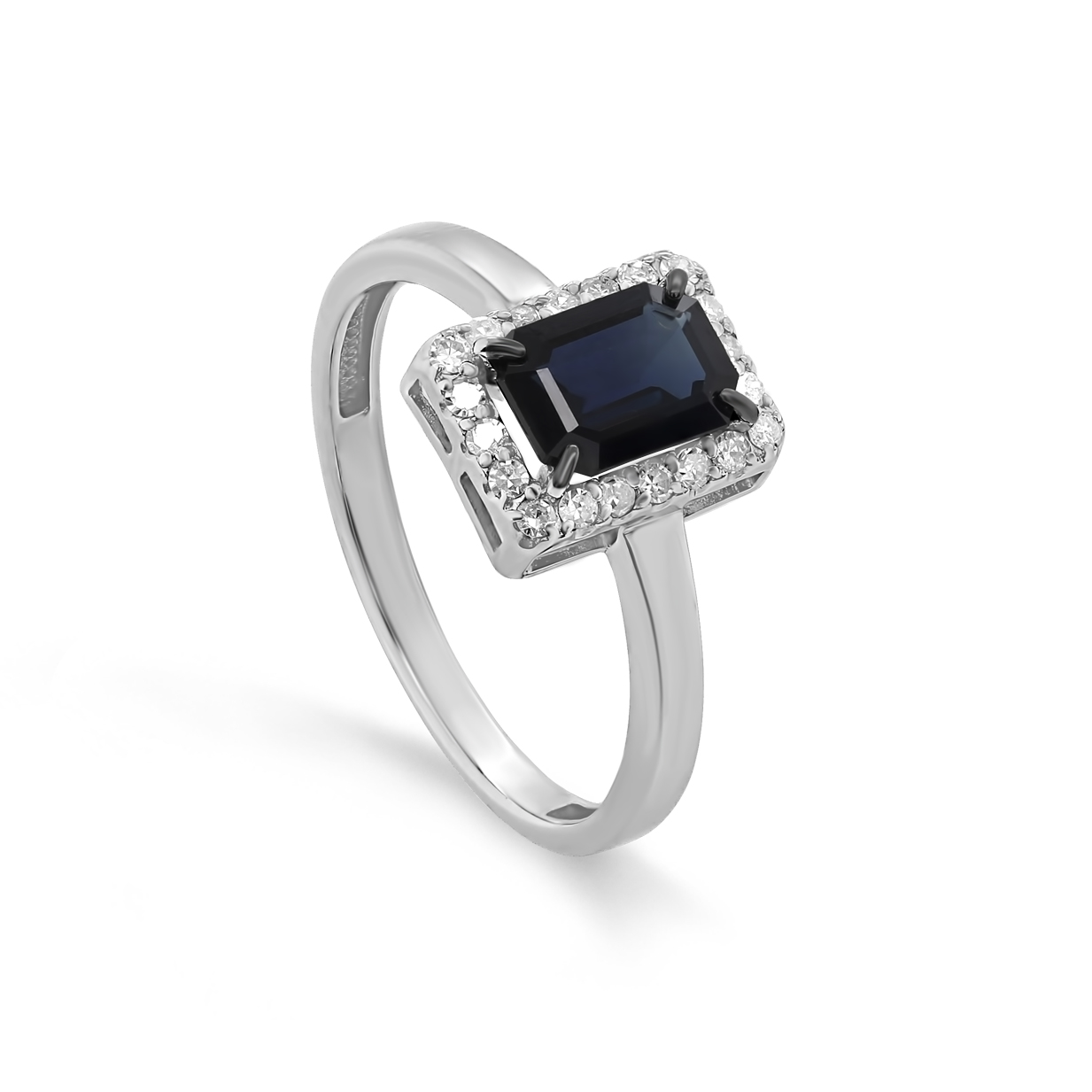 Кольцо из белого золота с бриллиантами и сапфиром
