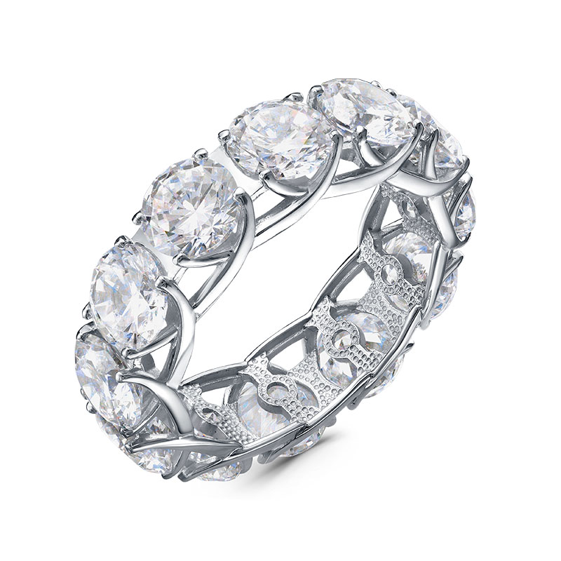 Кольцо из серебра с фианитами